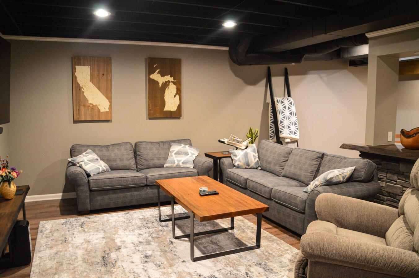 Finished Basement with Wet Bar, and Gym in Ann Arbor, MI