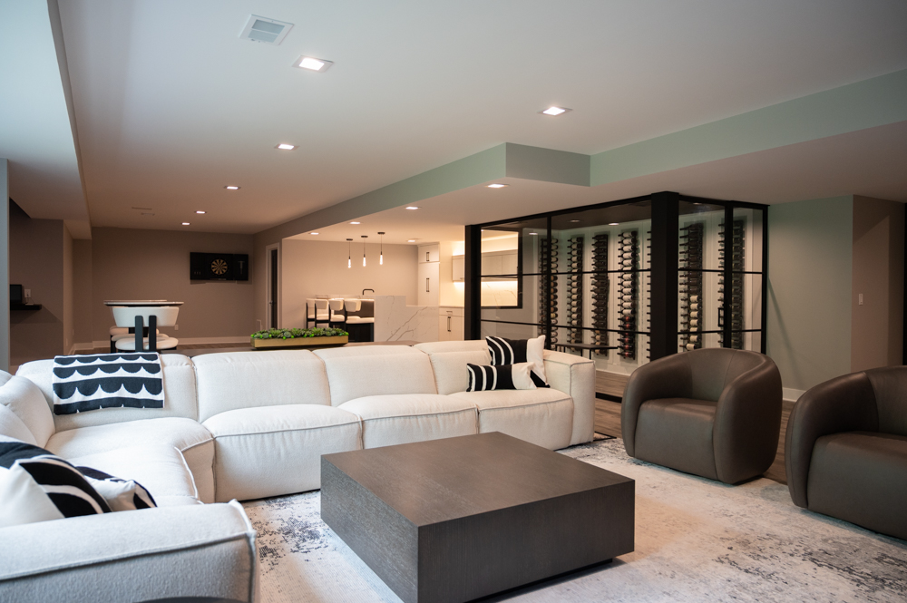 Finished Basement with Bar, Wine Room, Bathroom, Gym and Golf Simulator in Rochester, MI