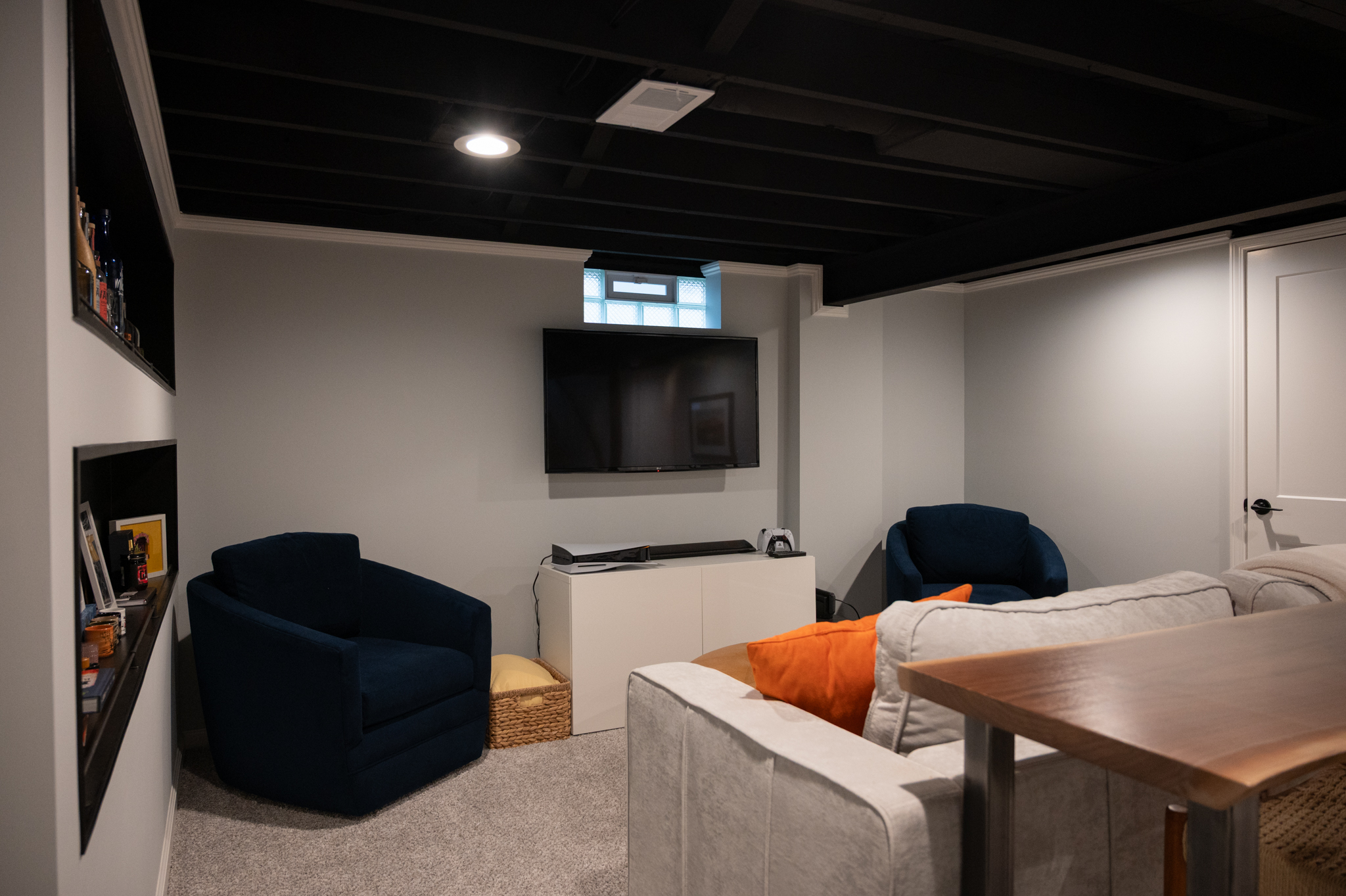 Finished Basement with Home Office and Laundry Room in Royal Oak, MI