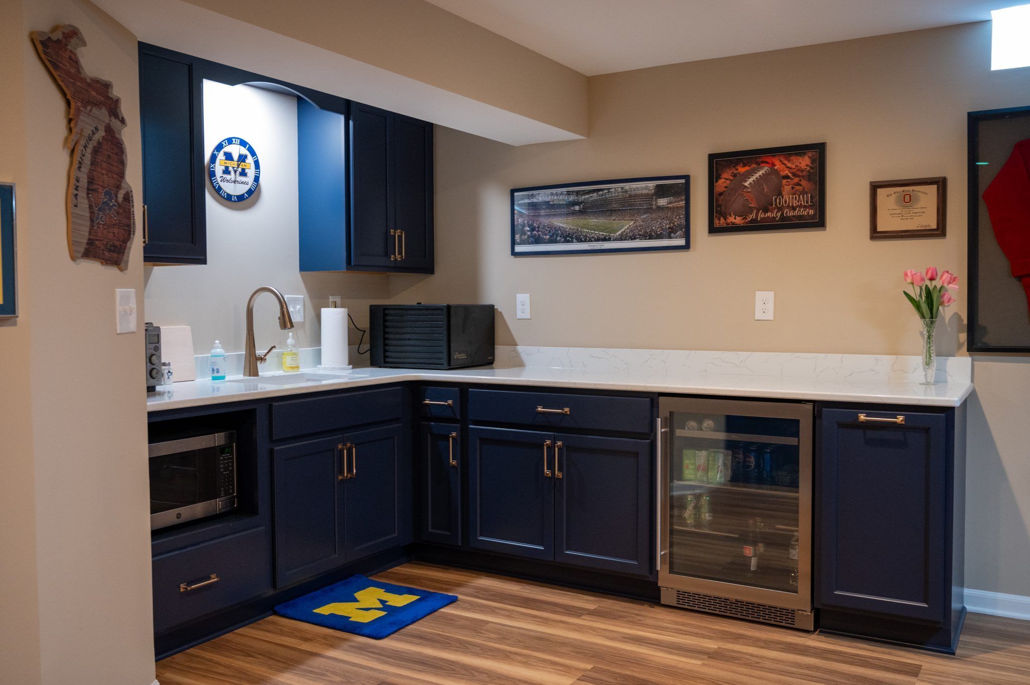 Finished Basement with Kitchen, Guest Room and Bathroom in Northville, MI
