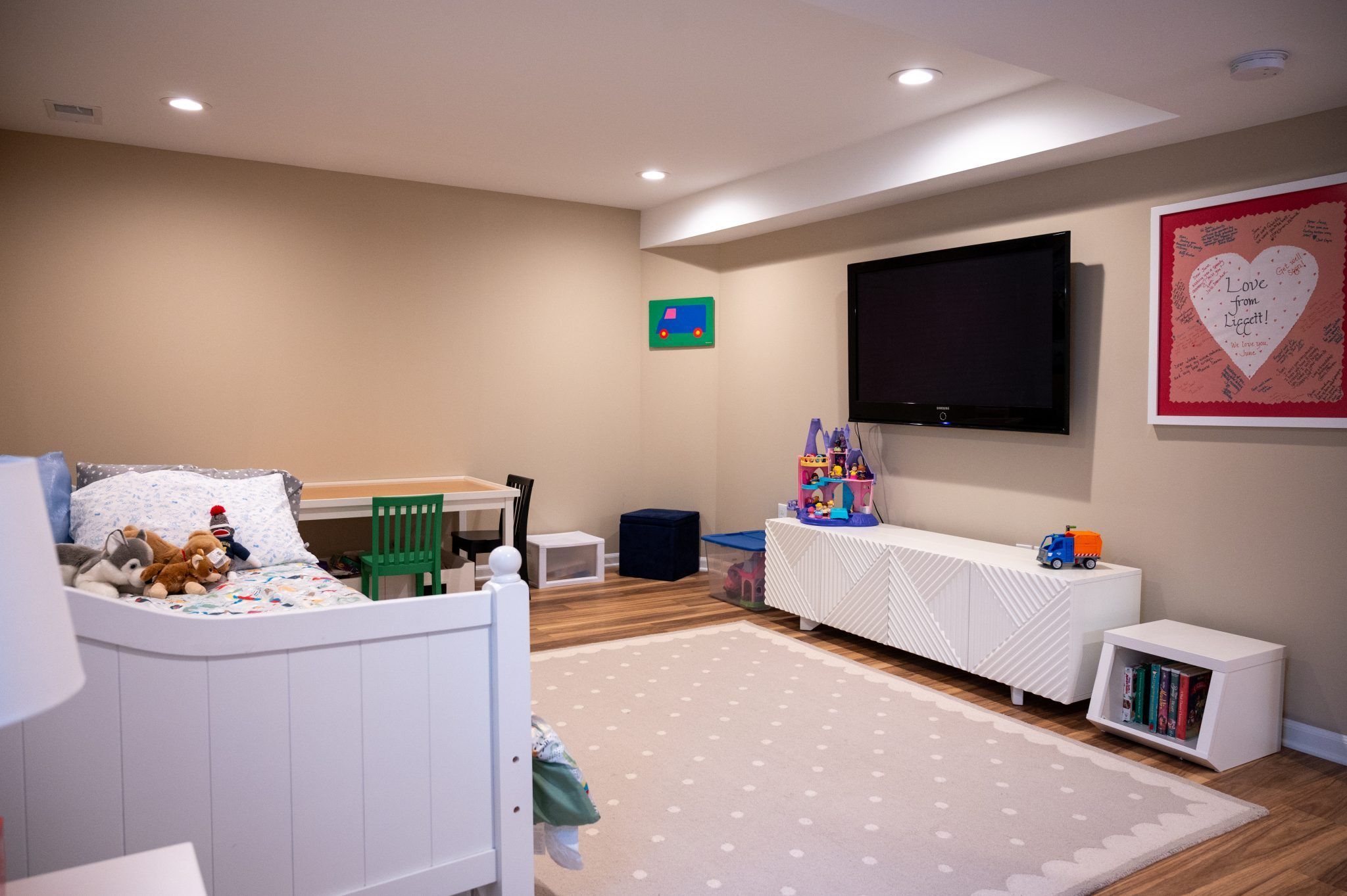 Finished Basement with Kitchen, Guest Room and Bathroom in Northville, MI