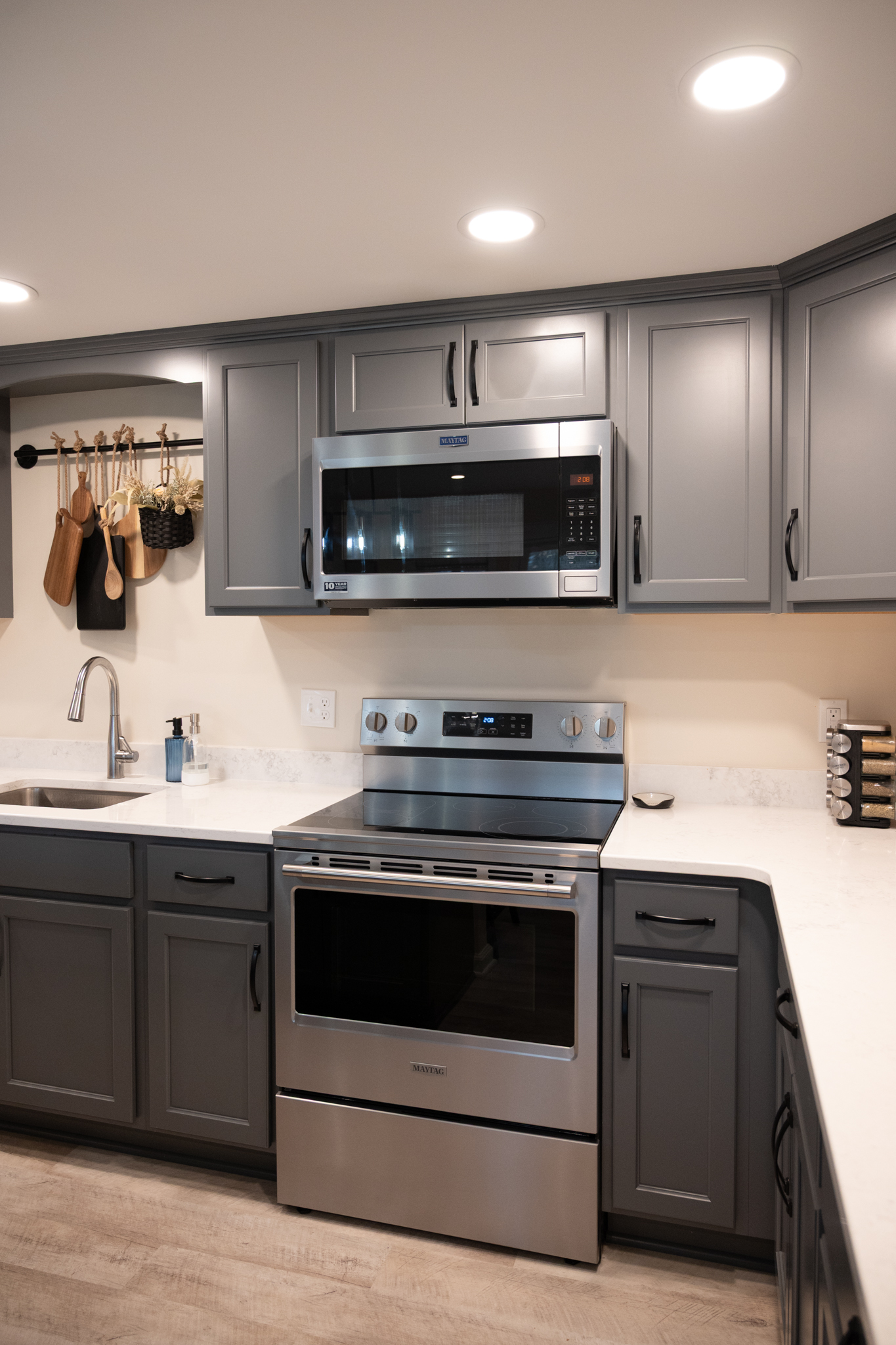 Finished Basement with Kitchen, Master Bedroom and Kids Room in Howell, MI