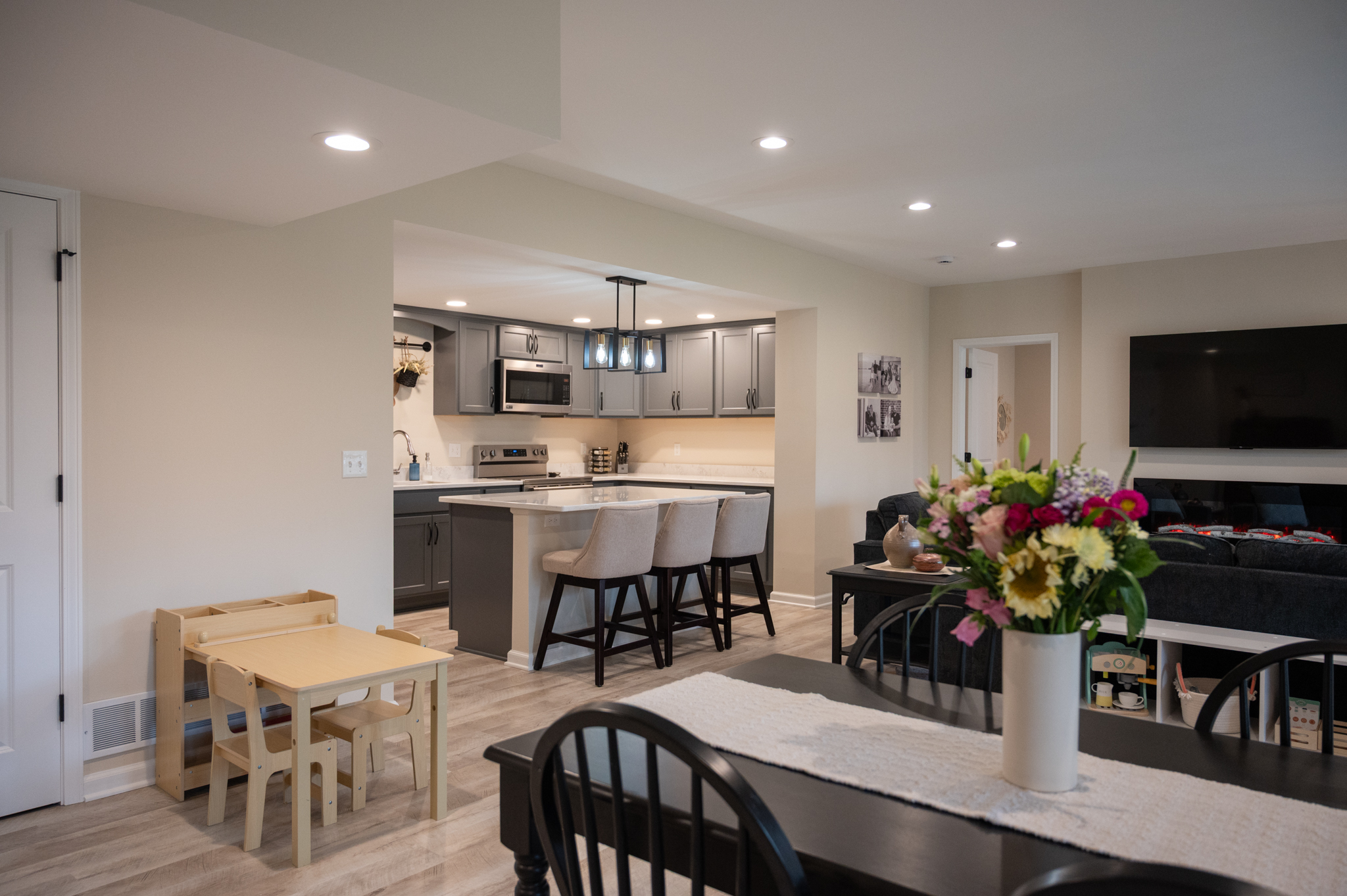 Finished Basement with Kitchen, Master Bedroom and Kids Room in Howell, MI