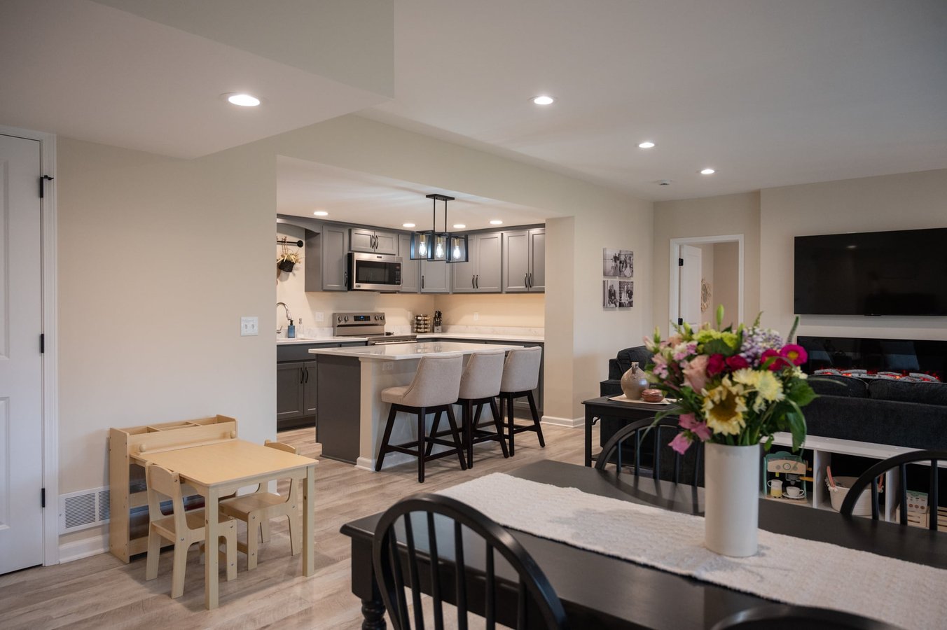 Finished Basement with Kitchen, Master Bedroom and Kids Room in Howell, MI