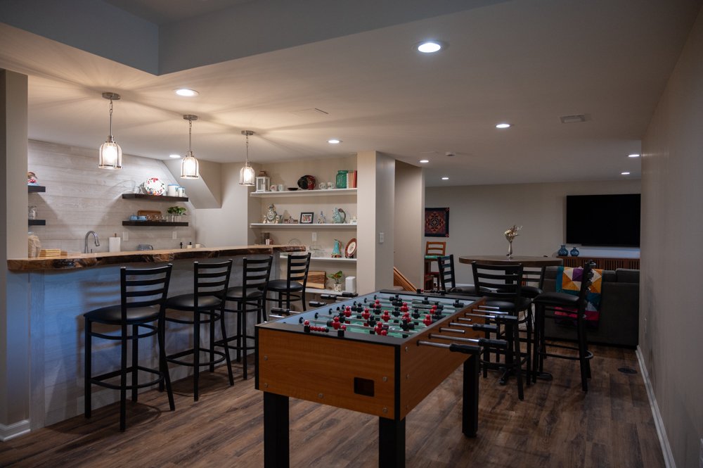 Finished Basement with Seated Bar, Home Gym and Bathroom in Rochester, MI