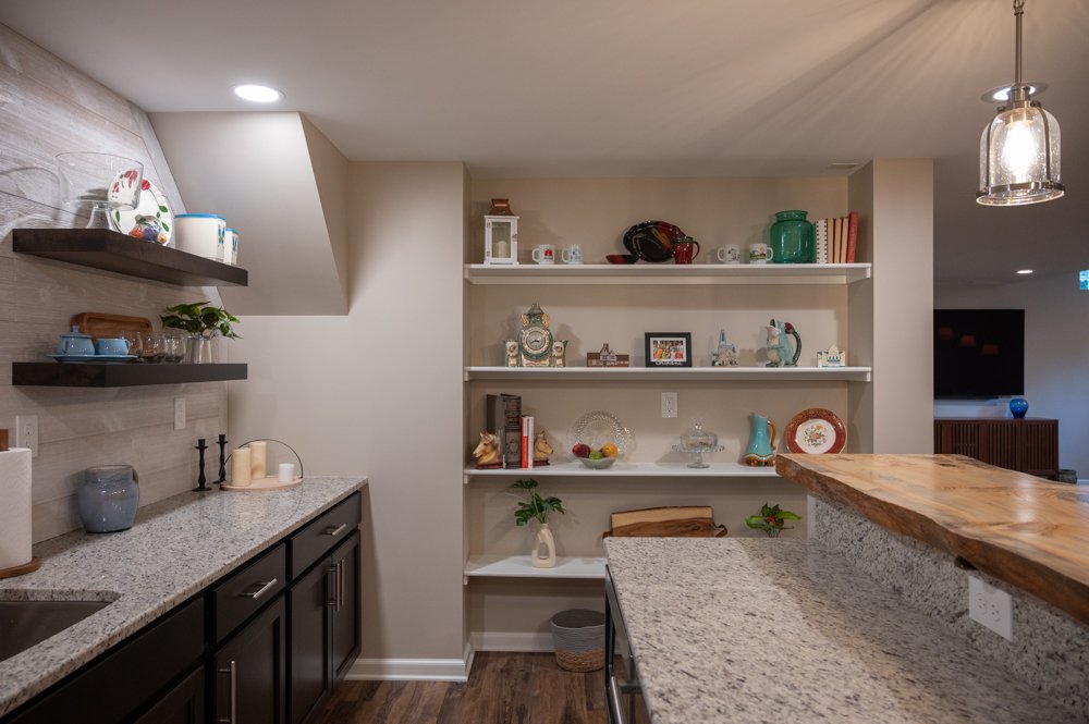 Finished Basement with Seated Bar, Home Gym and Bathroom in Rochester, MI