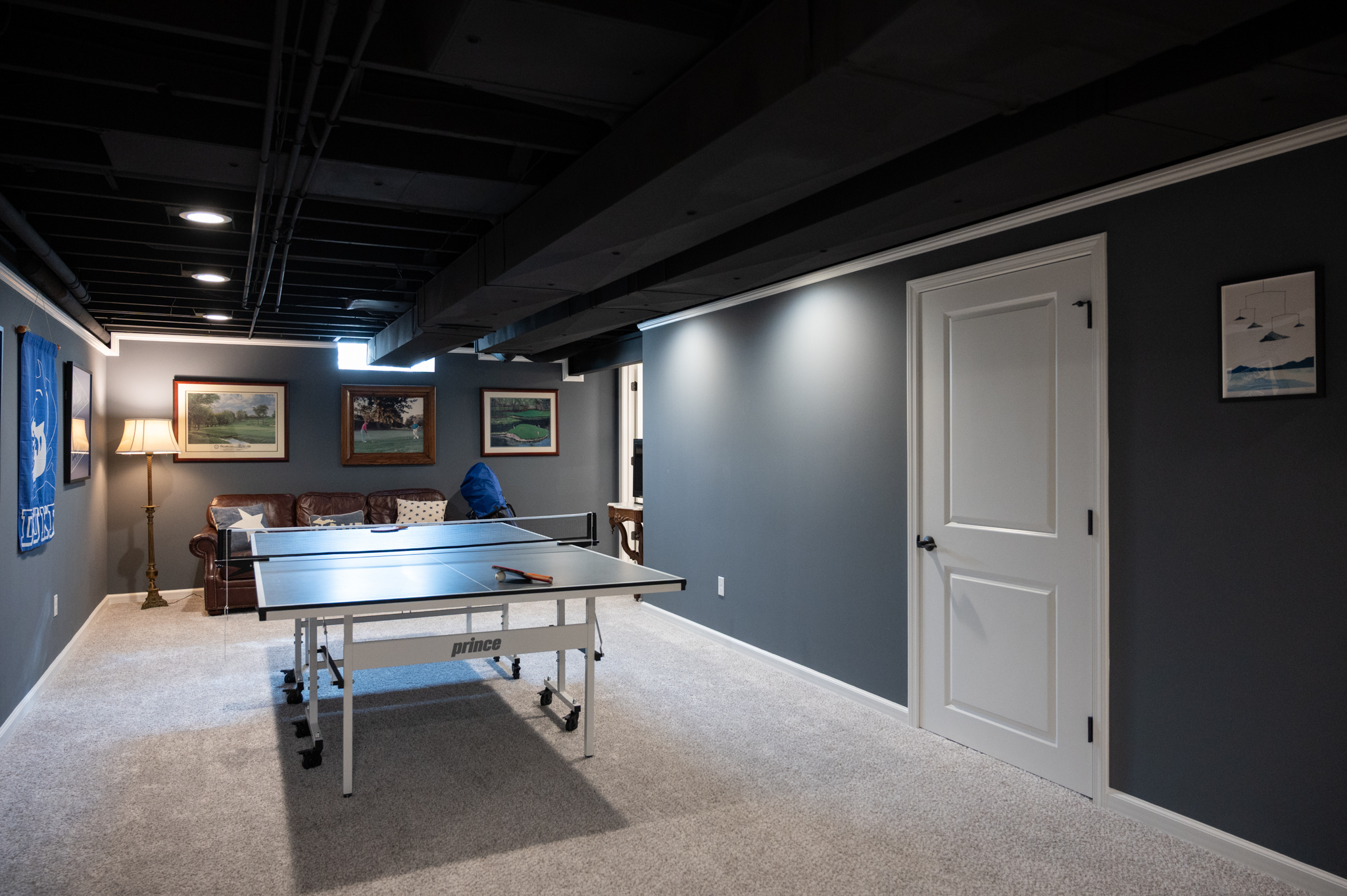 Finished Basement with Seated Bar, Living Room and Bathroom in Novi, MI