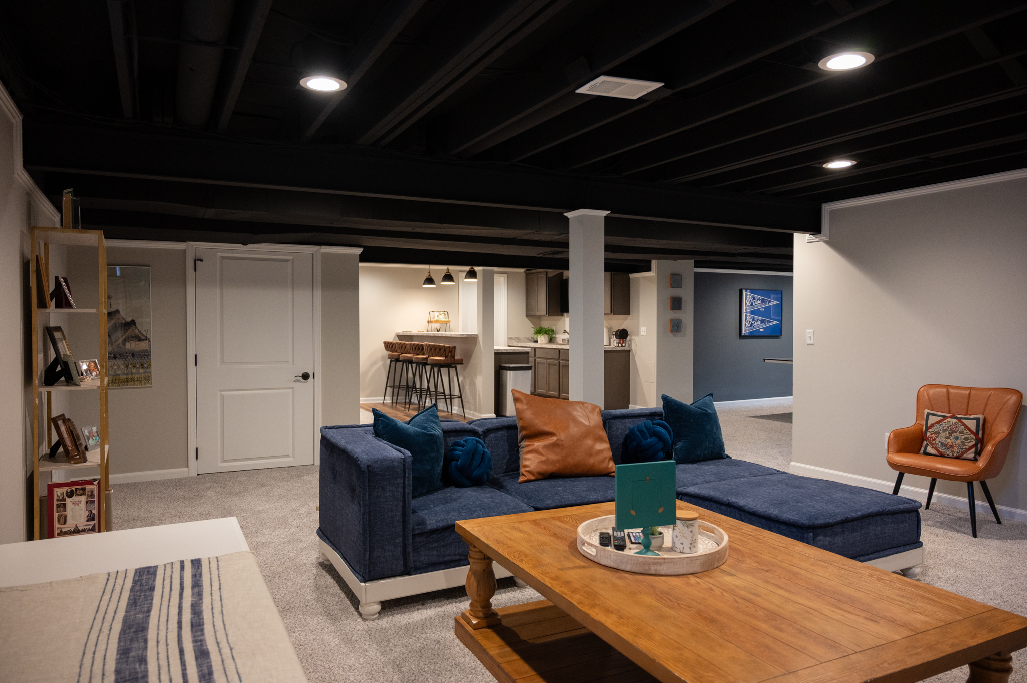 Finished Basement with Seated Bar, Living Room and Bathroom in Novi, MI