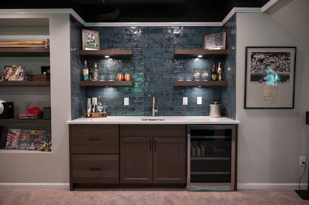 Finished Basement with Wet Bar, Gym and Bathroom in Ann Arbor, MI