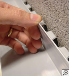Built-in wall drainage