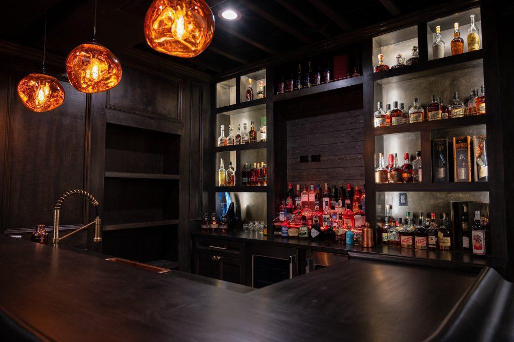 Finished basement oak wood Chicago bar rail in Bloomfield Hills, Michigan