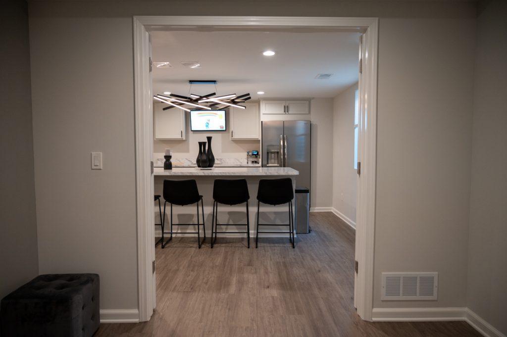 Finished basement kitchen bar in Novi, Michigan
