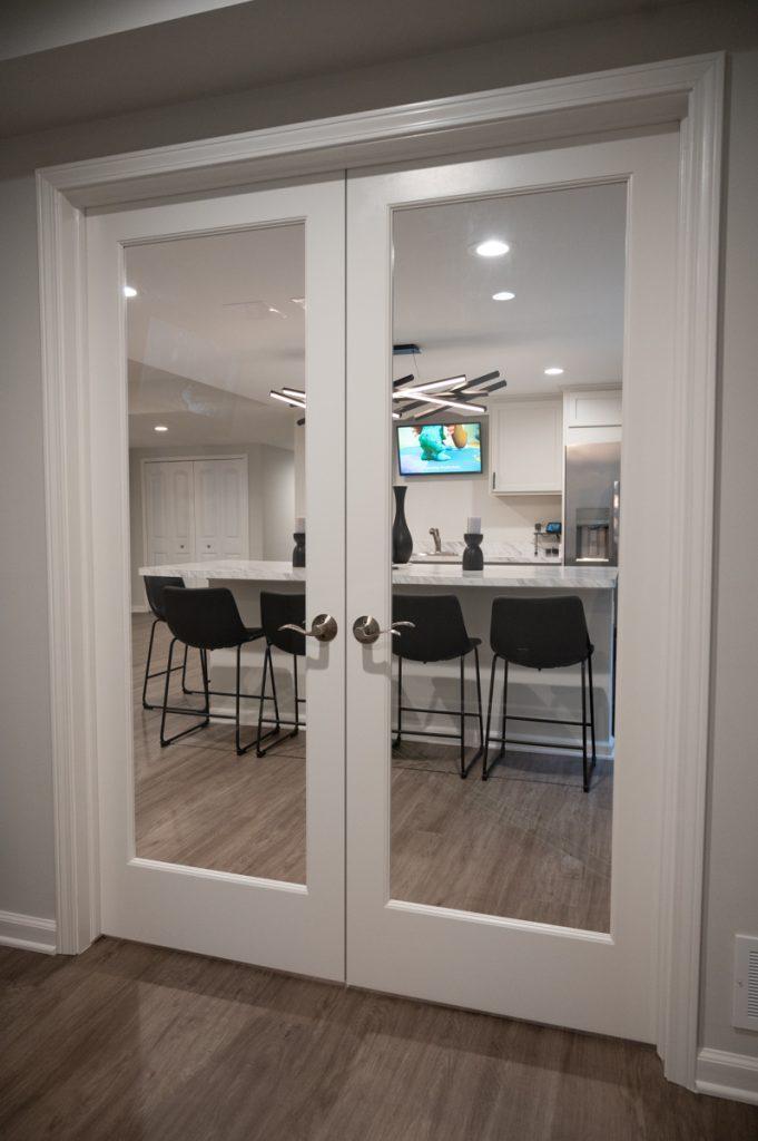 Finished basement kitchen bar in Novi, Michigan