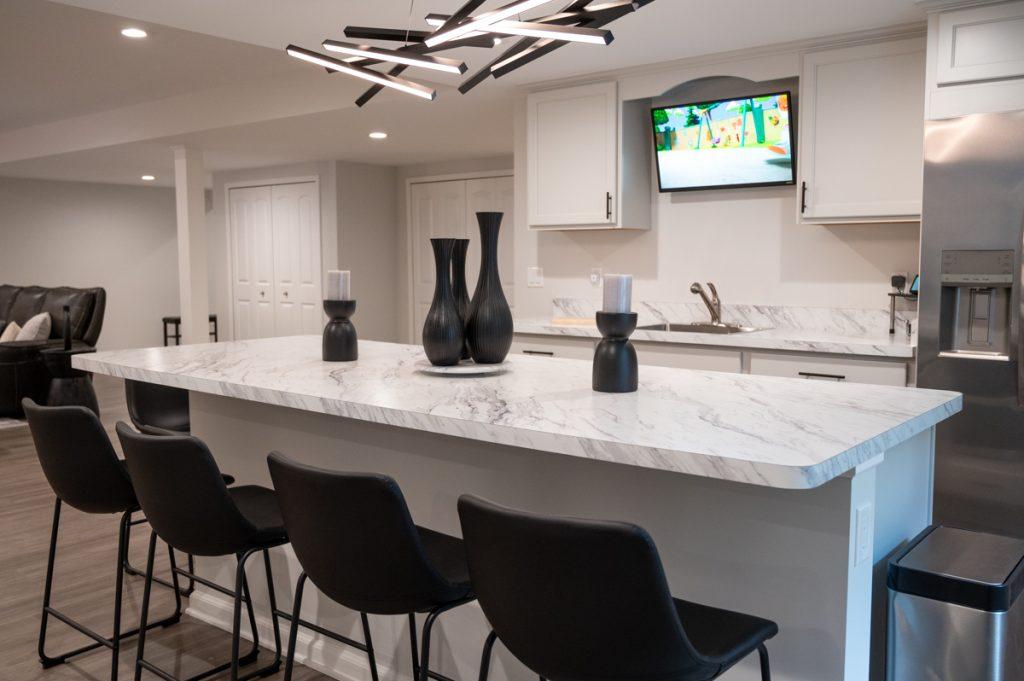 Finished basement kitchen bar in Novi, Michigan